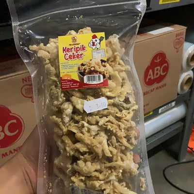 8naga  keripik  ceker 100 gr